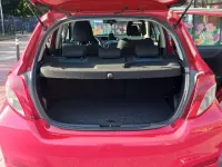 Gebraucht Toyota Yaris 70 PS (51 kW) 2012 Rot Kleinwagen