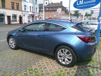 Gebraucht Opel Astra 140 PS (102 kW) 2013 Blau