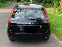 Gebraucht Ford Fiesta 69 PS (50 kW) 2005 Schwarz Kleinwagen