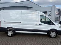 Gebraucht Ford Transit 131 PS (96 kW) 2022 Weiß Van / Kleinbus