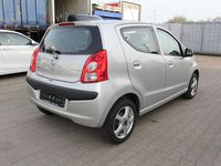 Gebraucht Nissan Pixo 68 PS (50 kW) 2011 Silber Kleinwagen