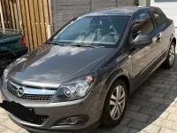Gebraucht Opel Astra GTC Sport 116 PS (85 kW) 2010 Grau Limousine