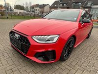Gebraucht Audi A4 S-Line 204 PS (150 kW) 2022 Rot Kombi