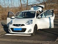 Gebraucht Nissan Micra Acenta 80 PS (58 kW) 2015 Weiß Limousine