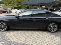 Gebraucht BMW M760 Sport Line 585 PS (430 kW) 2019 Schwarz Limousine