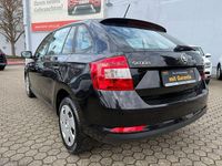Gebraucht Skoda Rapid Active 86 PS (63 kW) 2013 Schwarz Kleinwagen