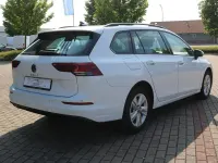 Gebraucht VW Golf VIII Life 116 PS (85 kW) 2022 Weiß Kombi