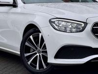 Gebraucht Mercedes E300 211 PS (155 kW) 2022 Weiß Kombi