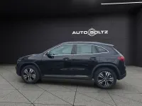 Gebraucht Mercedes GLA200 Progressive 163 PS (119 kW) 2024 Kosmosschwarz SUV