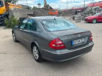 Gebraucht Mercedes E280 190 PS (139 kW) 2006 Blau Limousine
