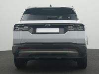 Neu Jeep Compass 145 PS (106 kW) 2026 Antarctica white / black SUV