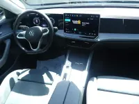 Gebraucht VW Passat IQ Drive 150 PS (110 kW) 2024 Grenadillschwarz met (metallic) Kombi
