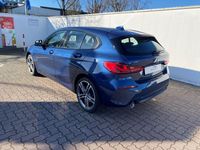 Gebraucht BMW 120 Advantage 178 PS (130 kW) 2023 Blau Kleinwagen