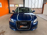 Gebraucht Audi A3 Ambiente 105 PS (77 kW) 2010 Blau Kleinwagen