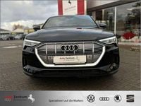 Gebraucht Audi e-tron Ambiente 300 kW (408 PS) 2023 Brilliant black SUV