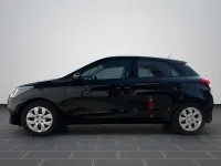 Gebraucht Hyundai i20 Pure 84 PS (61 kW) 2018 Schwarz Kleinwagen
