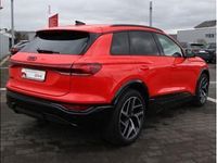 Gebraucht Audi SQ6 e-tron 359 kW (489 PS) 2025 Rot (soneirarot metallic) SUV