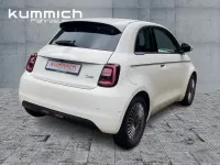 Gebraucht Fiat 500e 86 kW (118 PS) 2023 Weiß Limousine