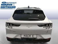 Gebraucht Ford Mustang Mach-E Extended Range 258 kW (351 PS) 2023 Starweiß metallic SUV