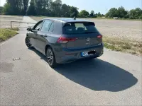 Używany VW Golf VIII Active 110 KM (80 kW) 2021 Szary Sedan/Limuzyna