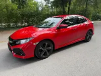 Gebraucht Honda Civic Elegance 129 PS (94 kW) 2017 Rot Limousine