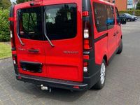Gebraucht Renault Trafic 125 PS (91 kW) 2017 Rot Van / Kleinbus