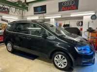 Gebraucht VW Sharan Comfortline 150 PS (110 kW) 2016 Schwarz Van / Kleinbus