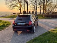 Second-hand Mini Cooper SE 135 kW (184 CP) 2020 Negru Hatchback