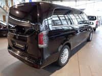Gebraucht Mercedes V300 237 PS (174 kW) 2024 Schwarz Van / Kleinbus