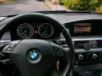 Gebraucht BMW 520 177 PS (130 kW) 2007 Grau Kombi