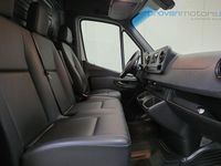 Gebraucht Mercedes Sprinter 170 PS (125 kW) 2023 Weiß Van