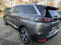 Gebraucht Peugeot 5008 GTi 131 PS (96 kW) 2024 Lackierung platiniumgrau/meta SUV