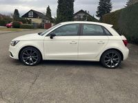 Gebraucht Audi A1 Sportback Attraction 86 PS (63 kW) 2014 Weiß Kleinwagen