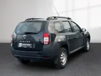 Używany Dacia Duster Ice 90 KM (66 kW) 2015 Szary SUV