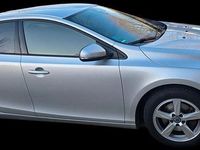 Gebraucht Volvo V40 122 PS (89 kW) 2015 Silber Limousine