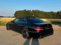 Gebraucht Mercedes E300 AMG line 252 PS (185 kW) 2013 Schwarz Limousine