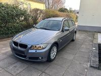 Gebraucht BMW 320 177 PS (130 kW) 2008 Grau Kombi