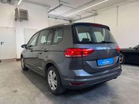 Gebraucht VW Touran 110 PS (80 kW) 2016 Indiumgrau metallic Van / Kleinbus