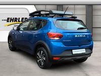 Neu Dacia Sandero Expression 91 PS (66 kW) 2025 Blau Limousine