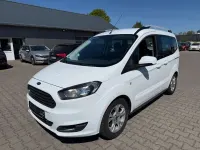 Gebraucht Ford Tourneo Courier Trend 101 PS (74 kW) 2017 Weiß Van / Kleinbus