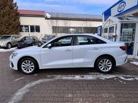 Gebraucht Audi A3 Sport 116 PS (85 kW) 2022 Weiß Limousine