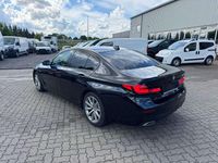 Gebraucht BMW 520 190 PS (139 kW) 2023 Black sapphire metallic Limousine