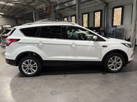 Gebraucht Ford Kuga Titanium 150 PS (110 kW) 2018 Weiß SUV