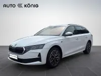 Gebraucht Skoda Octavia Tour 150 PS (110 kW) 2025 Moonweiß perleffekt Kombi