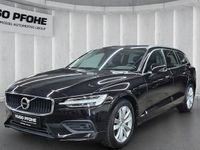 Gebraucht Volvo V60 Momentum 163 PS (119 kW) 2020 Schwarz Kombi