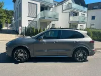 Gebraucht Porsche Cayenne S E-Hybrid 333 PS (244 kW) 2017 Grau SUV