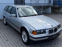 Gebraucht BMW 316 Basis 102 PS (75 kW) 1998 Silber Kombi