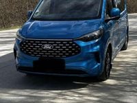 Gebraucht Ford Tourneo Custom Titanium 170 PS (125 kW) 2025 Blau Van