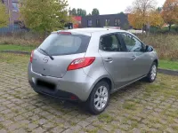 Gebraucht Mazda 2 75 PS (55 kW) 2011 Grau Kleinwagen
