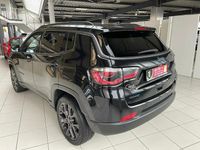 Gebraucht Jeep Compass 179 PS (131 kW) 2020 Carbon black metallic clear coat SUV